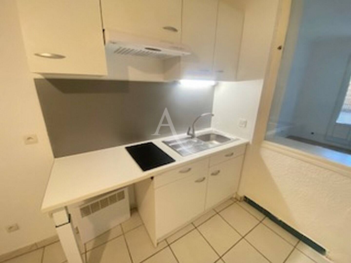 Maison à louer, 27m², NARBONNE