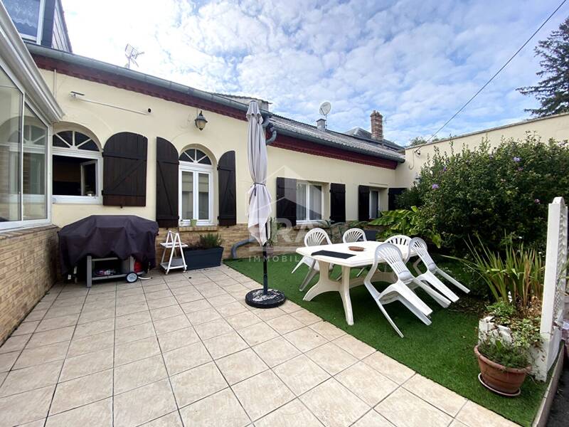 Maison à vendre, 137m², LA FERE