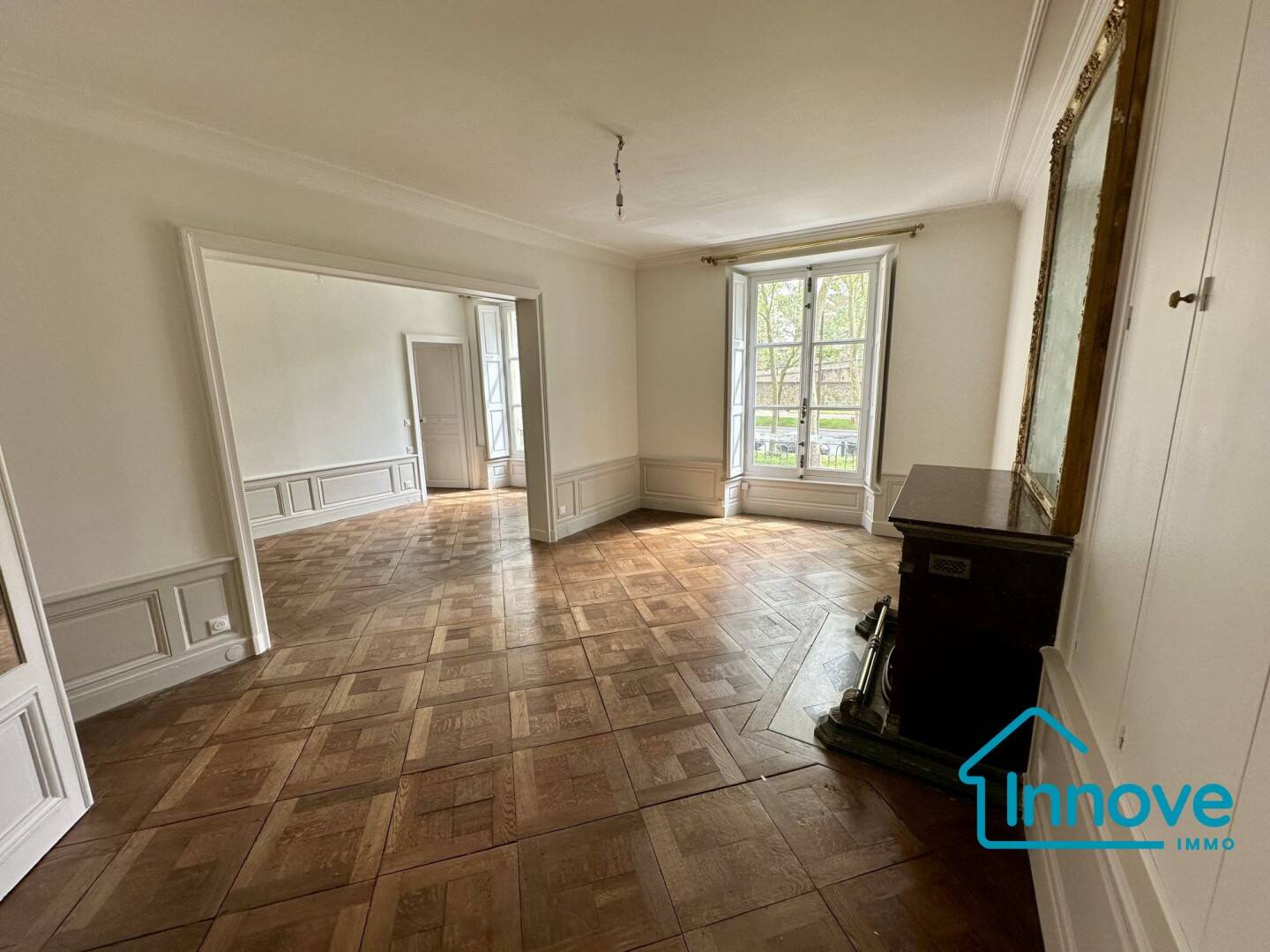 Maison à louer, 121m², VERSAILLES