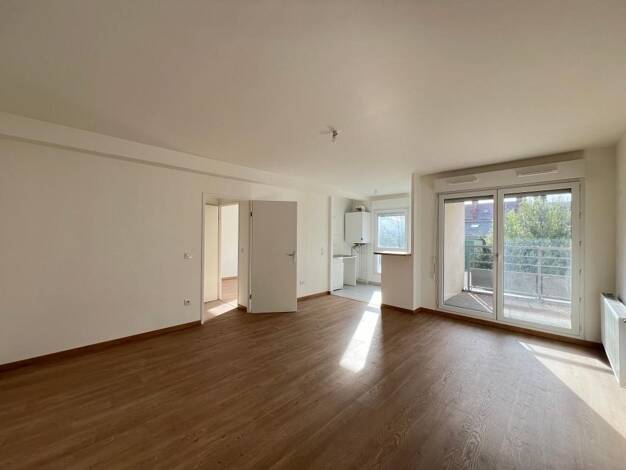 Appartement à louer 1 460 € 3 pièces 2 chambres 62 m² 2ème étage Petit Noisy Noisy-le-Sec 93130