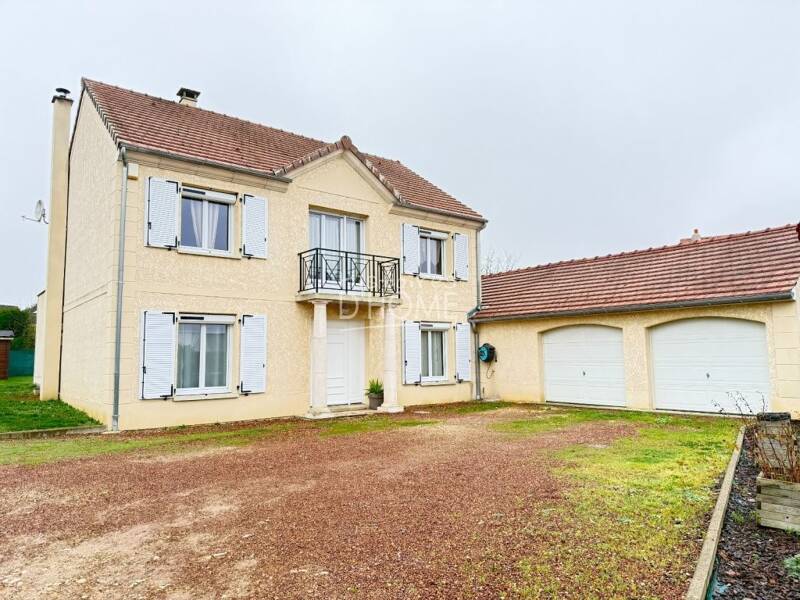 Maison à vendre, 225m², FAREMOUTIERS
