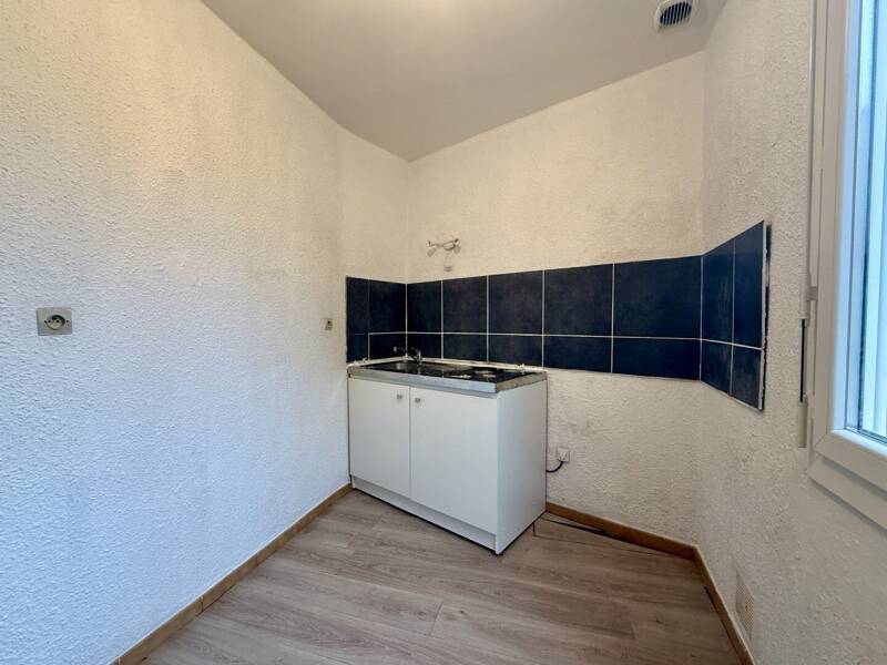 Maison à louer, 30m², VAUVERT