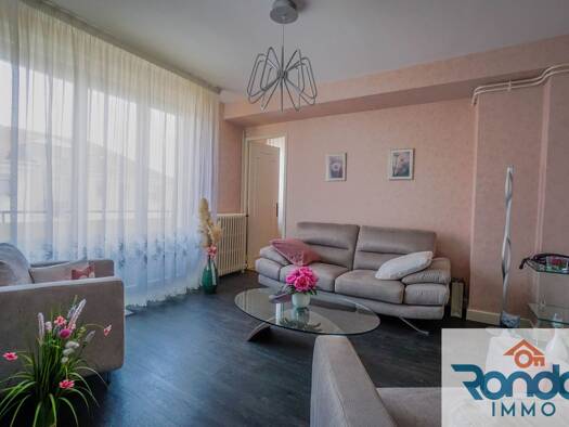 Appartement à vendre 120 000 € 3 pièces 2 chambres 60 m² Étage 4/4 Dijon 21000