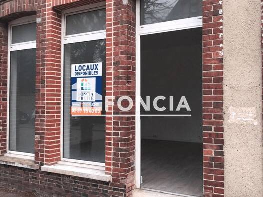 Local commercial à louer 858 € 43 m² de surface de vente Pastières Chartres 28000