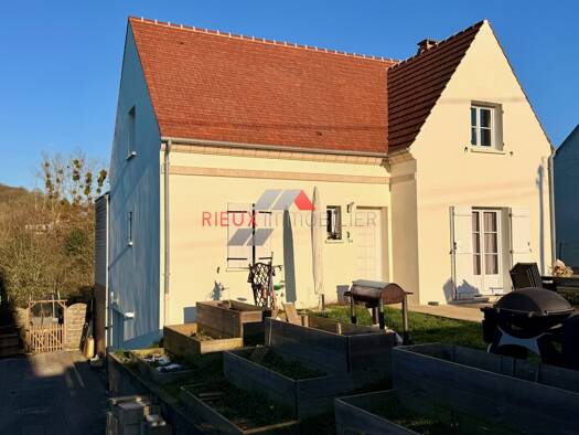 Maison à vendre 367 000 € 8 pièces 5 chambres 155 m² 1 000 m² de terrain Rieux 60870