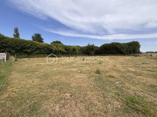 Terrain constructible viabilisé à vendre 35 000 € 1 463 m² de terrain Beaubray 27190