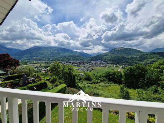 Maison à vendre 475 000 € 6 pièces 5 chambres 138 m² 859 m² de terrain Argelès-Gazost 65400