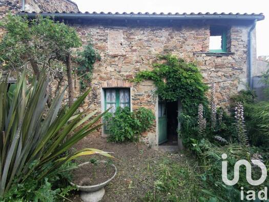 Maison à vendre 70 000 € 4 pièces 3 chambres 70 m² 124 m² de terrain Orée d'Anjou 49270