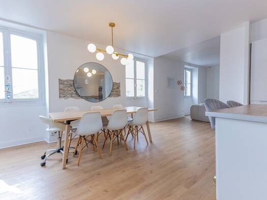 Duplex à vendre 349 000 € 4 pièces 3 chambres 115,6 m² Étage 2/3 Centre Ville Pau 64000