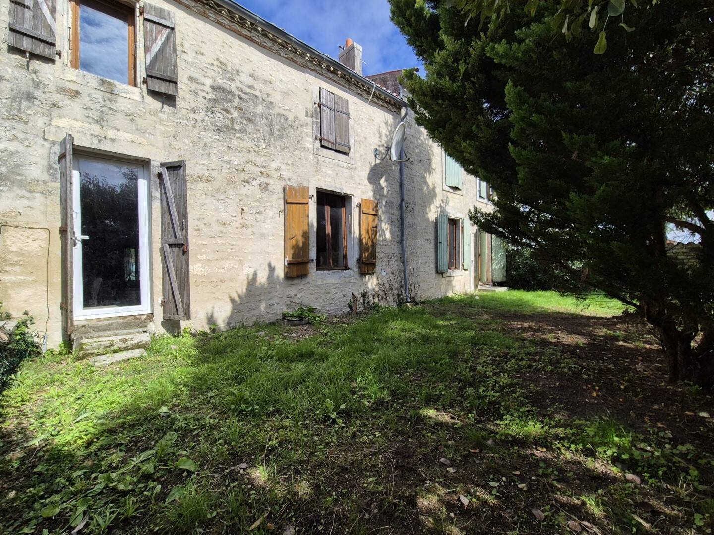 Maison à vendre, 240m², SURGERES