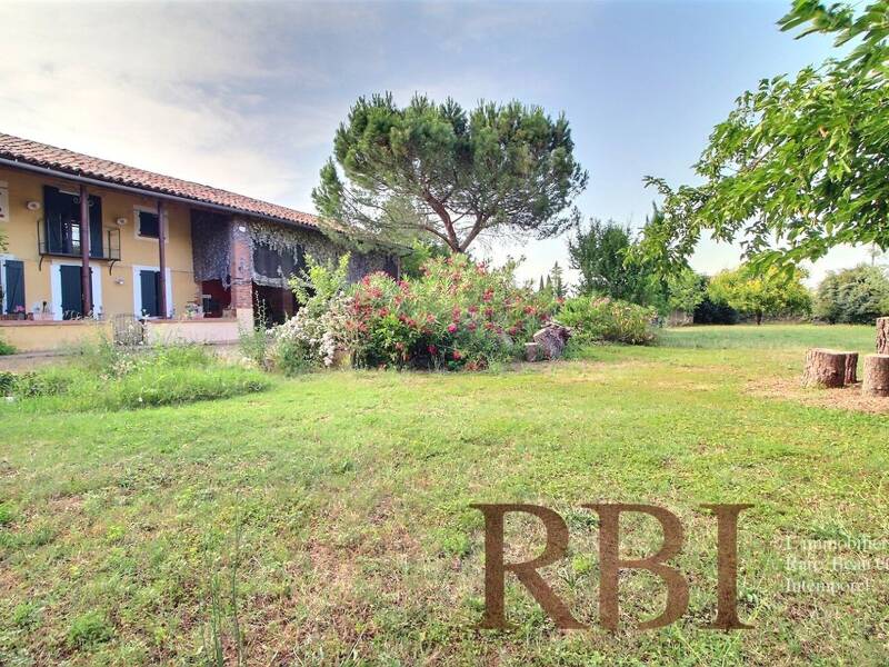 Maison à louer, 200m², MONTBARTIER