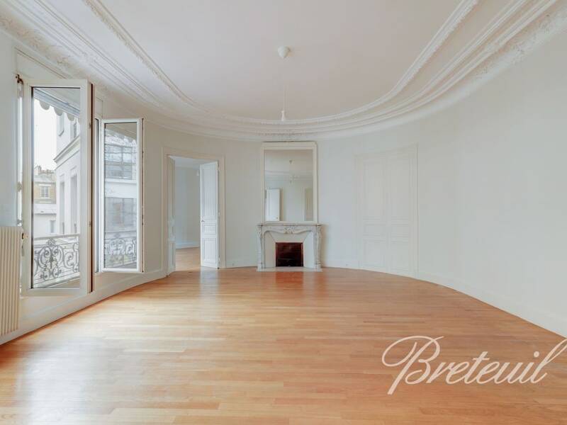 Maison à louer, 252m², PARIS 8E