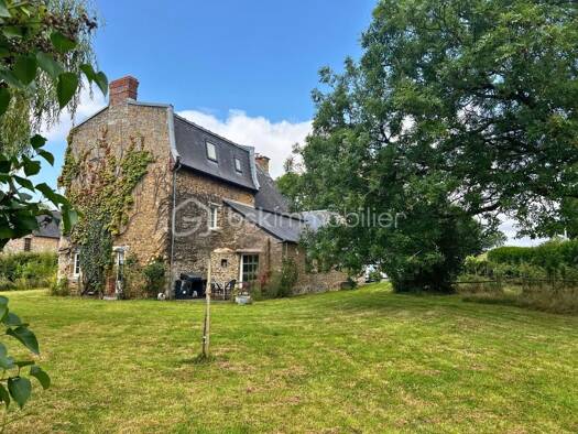 Maison à vendre 385 000 € 8 pièces 5 chambres 188 m² Thury-Harcourt-le-Hom 14220