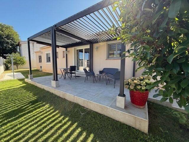 Maison à vendre, 110m², SAINT LAURENT DES ARBRES