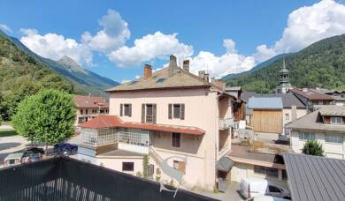 Appartement à vendre 367 000 € 4 pièces 2 chambres 95 m² Étage 2/3 Sud Thônes 74230