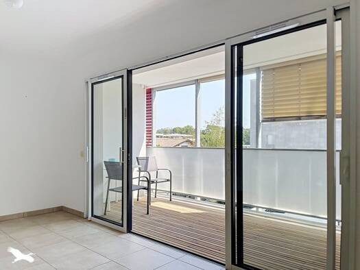 Appartement à vendre 307 110 € 2 pièces 1 chambre 49 m² Étage 1/2 Les Rocailles-Lahouze Biarritz 64200