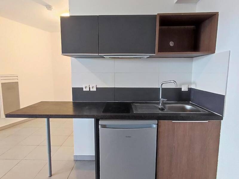 Maison à louer, 28m², PEROLS