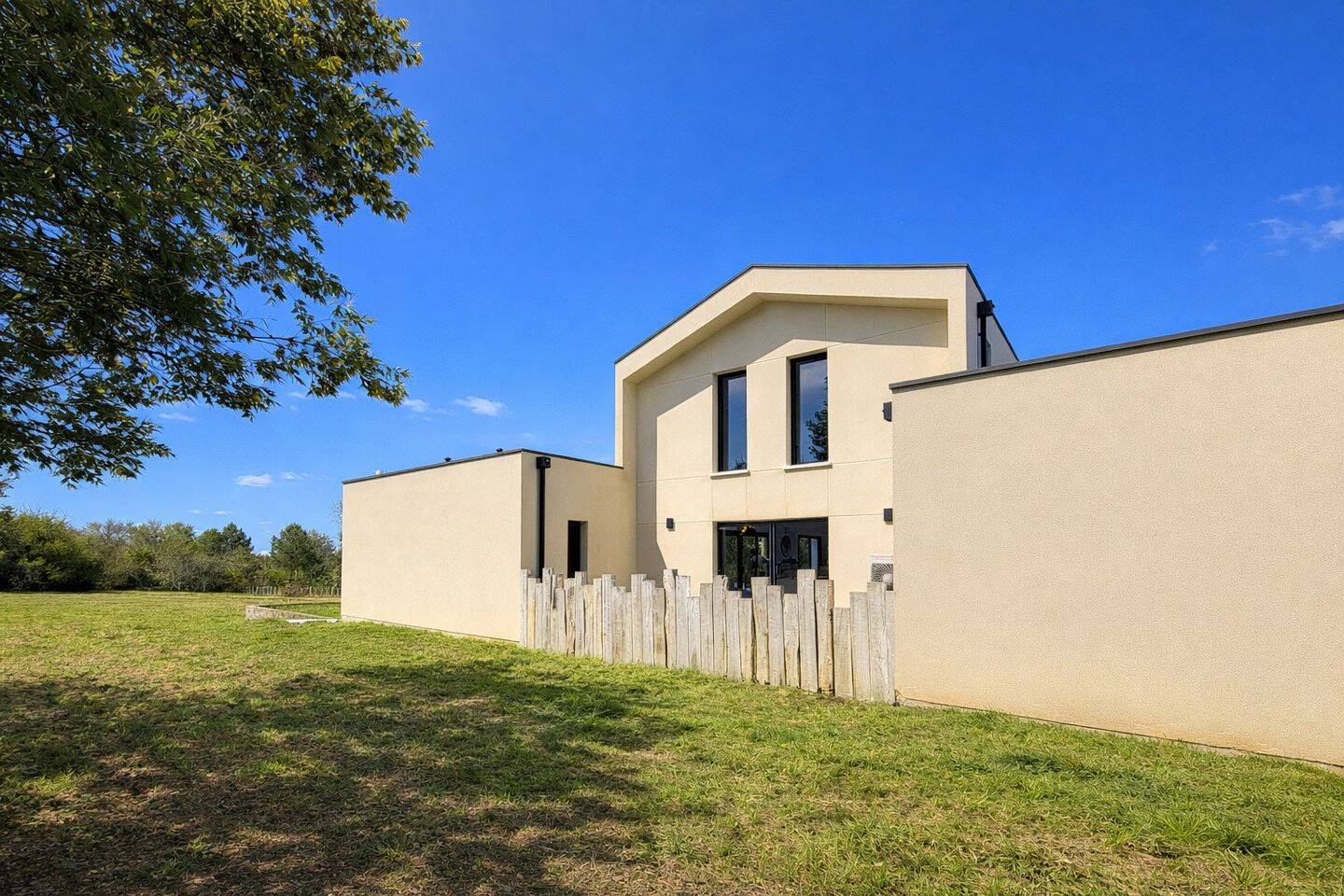 Maison à vendre, 185m², FARGUES SAINT HILAIRE
