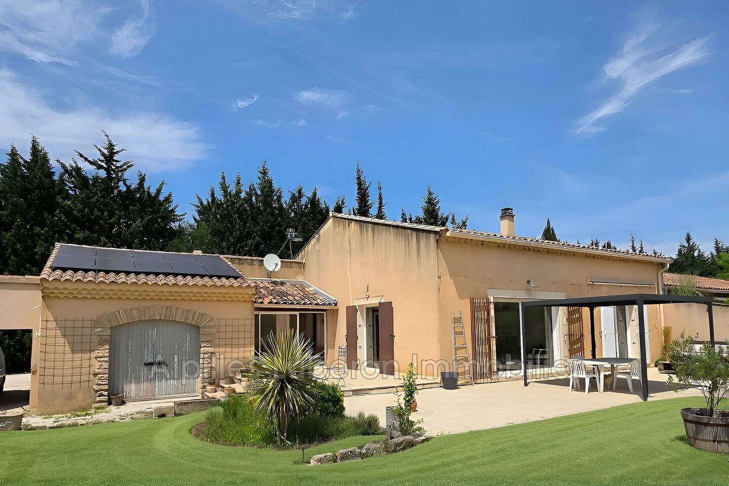 Maison à vendre, 250m², EYGALIERES