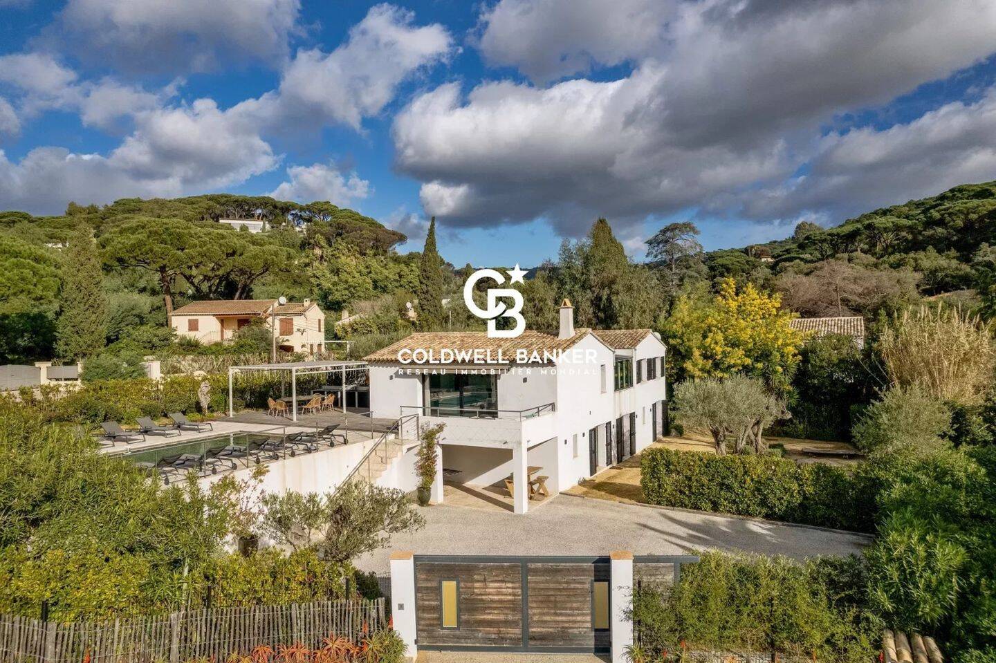 Maison à vendre, 280m², LA CROIX VALMER