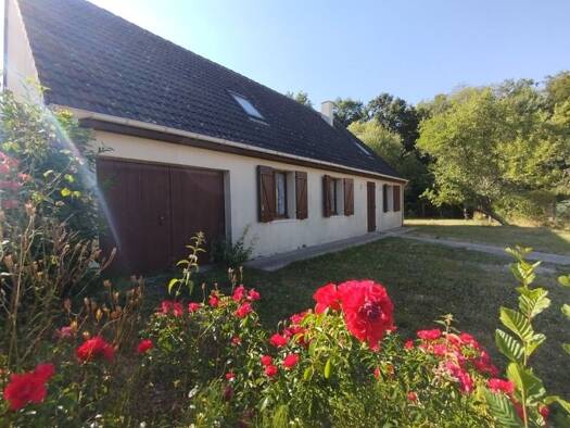 Maison à vendre 120 000 € 4 pièces 3 chambres 90 m² 1 065 m² de terrain Commune nouvelle d'Arrou 28290