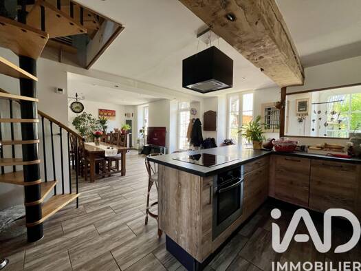 Maison à vendre 249 000 € 5 pièces 3 chambres 130 m² 700 m² de terrain Villemer 77250