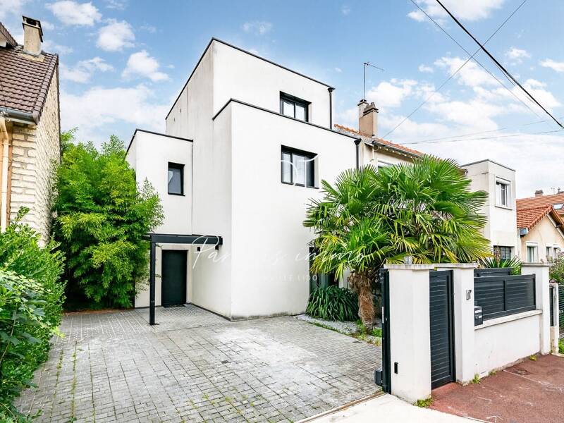Maison à vendre, 144m², SAINT MAUR DES FOSSES