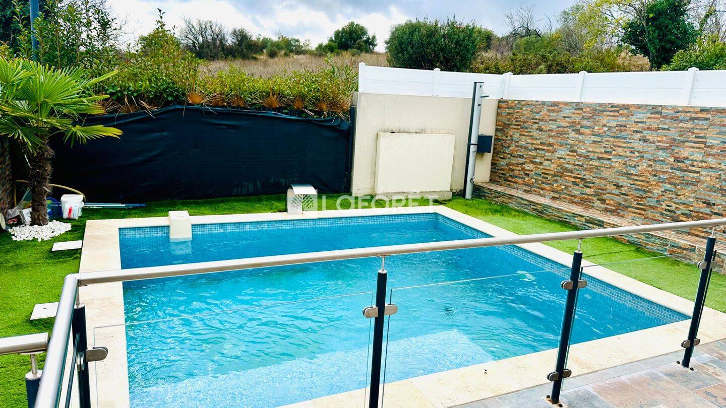 Maison à vendre, 147m², RESTINCLIERES