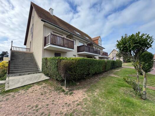 Duplex à vendre 139 000 € 2 pièces 1 chambre 32 m² Étage 1/1 Merville-Franceville-Plage 14810