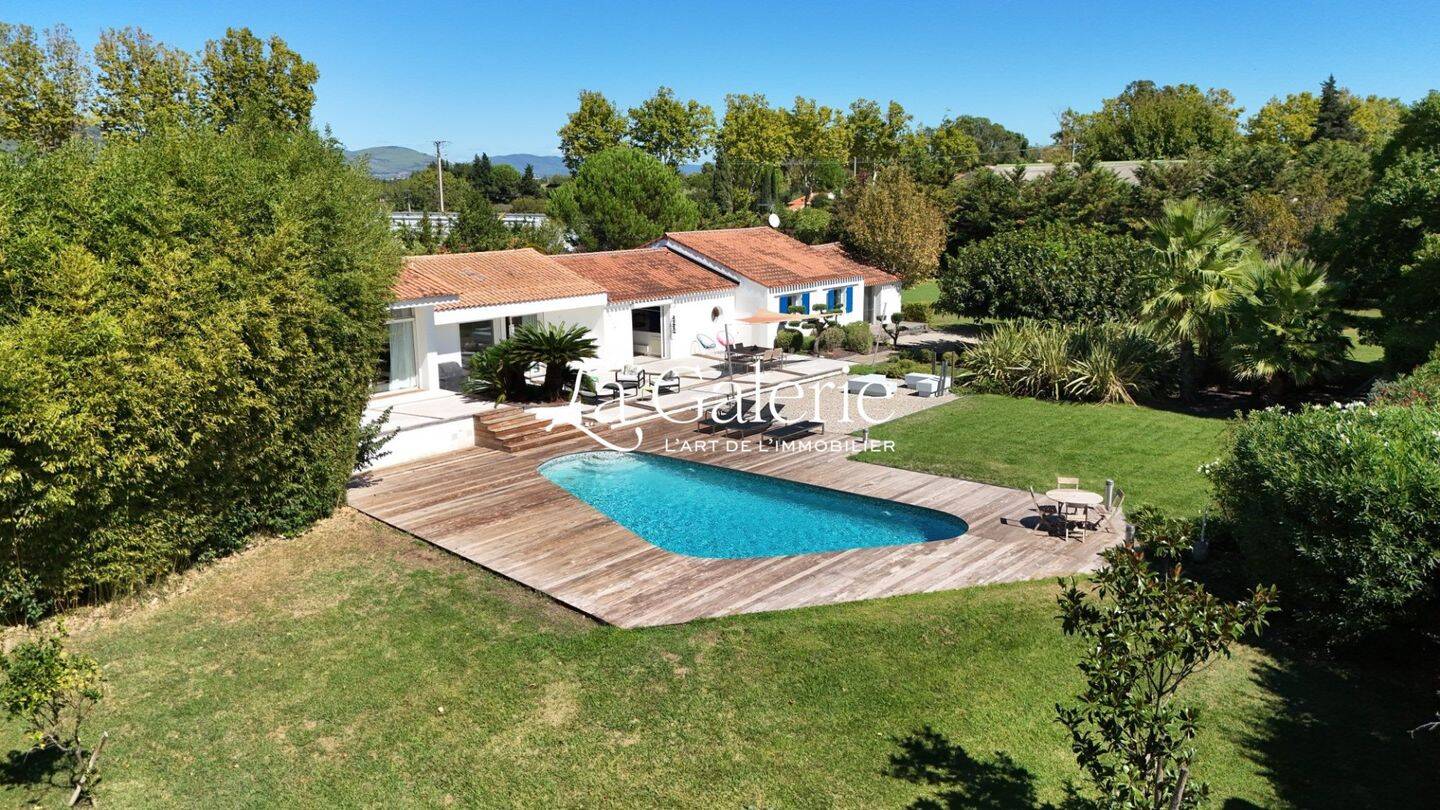 Maison à vendre, 295m², HYERES