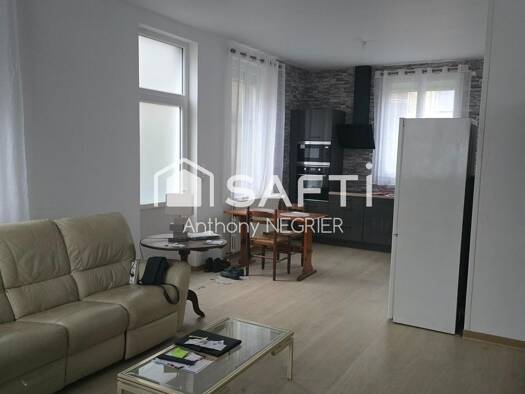 Maison à vendre 237 000 € 5 pièces 3 chambres 115 m² 140 m² de terrain La Planchette Flers 61100