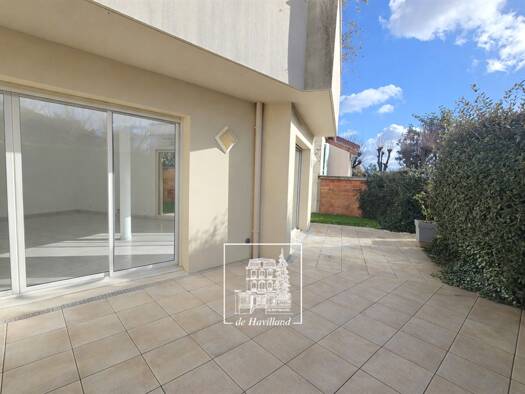 Appartement à louer 3 800 € 5 pièces 3 chambres 129 m² RDC/2 Montretout Saint-Cloud 92210