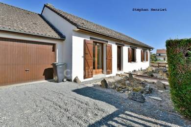 Maison de plain-pied à vendre 137 000 € 4 pièces 3 chambres 83 m² 1 000 m² de terrain Vouziers 08400