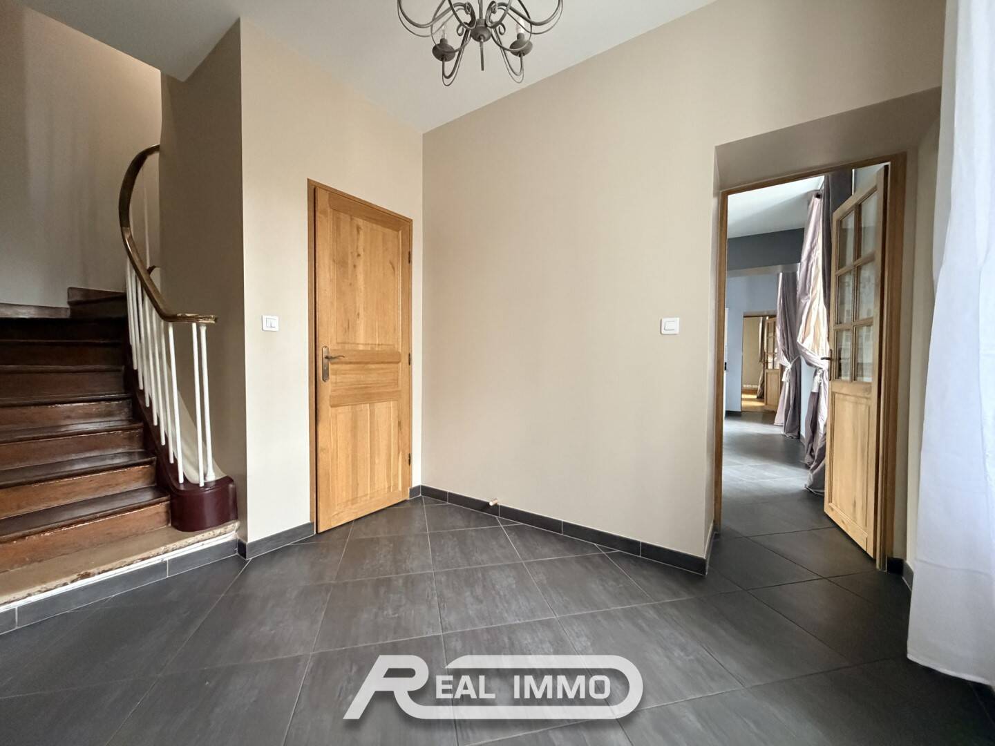 Maison à vendre, 165m², NEAUPHLE LE CHATEAU