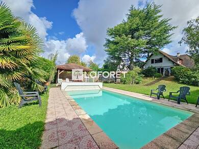 Maison à louer 2 700 € 7 pièces 5 chambres 218 m² 1 239 m² de terrain Ouest Marcoussis 91460