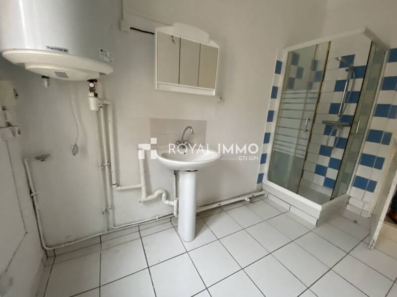 Maison à louer, 64m², TOULON