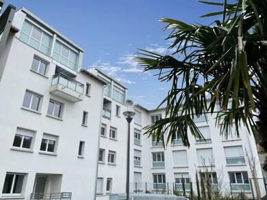Appartement à louer 848 € 3 pièces 2 chambres 66,7 m² Étage 2/3 Plaine Haute-Coteaux Castanet Tolosan 31320