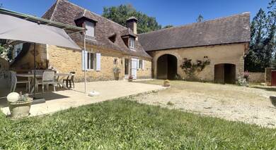 Maison à vendre 299 000 € 4 pièces 3 chambres 100 m² 1 785 m² de terrain St Chamassy 24260