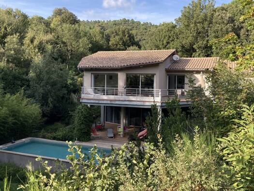 Maison à vendre 555 000 € 7 pièces 5 chambres 241 m² 6 200 m² de terrain Monoblet 30170