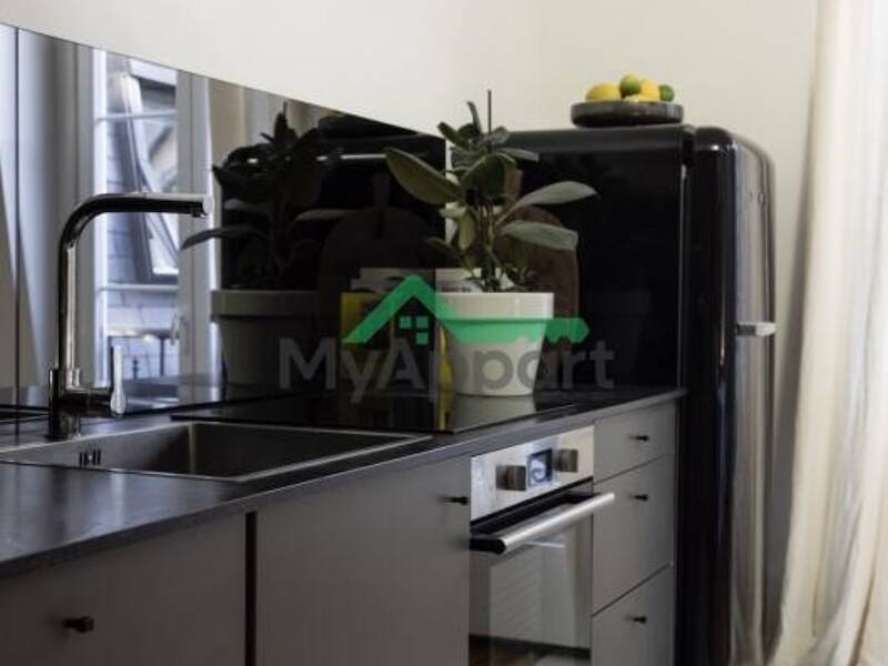 Maison à louer, 75m², PARIS 16E