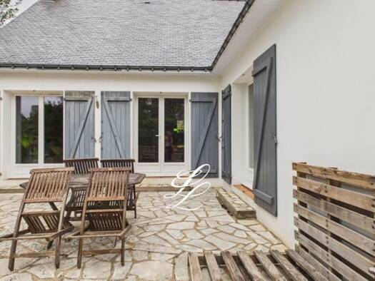 Maison de plain-pied à vendre 455 000 € 6 pièces 4 chambres 142 m² 694 m² de terrain Brech 56400