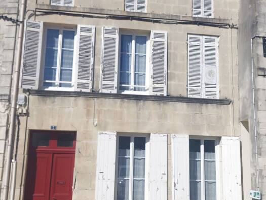 Maison à vendre 177 000 € 5 pièces 3 chambres 95 m² 90 m² de terrain Saint-Savinien 17350