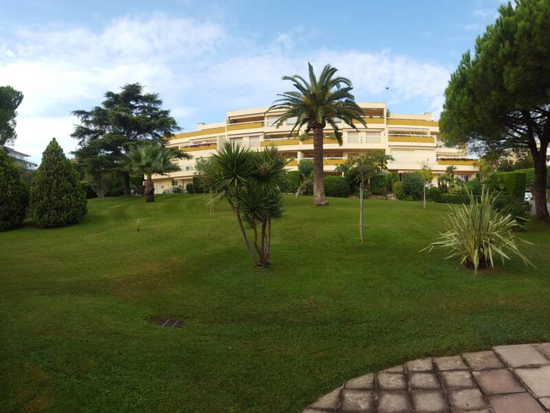 Maison à louer, 30m², ANTIBES