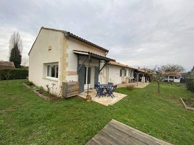 Maison à vendre 300 000 € 6 pièces 4 chambres 130 m² 843 m² de terrain St Denis de Pile 33910