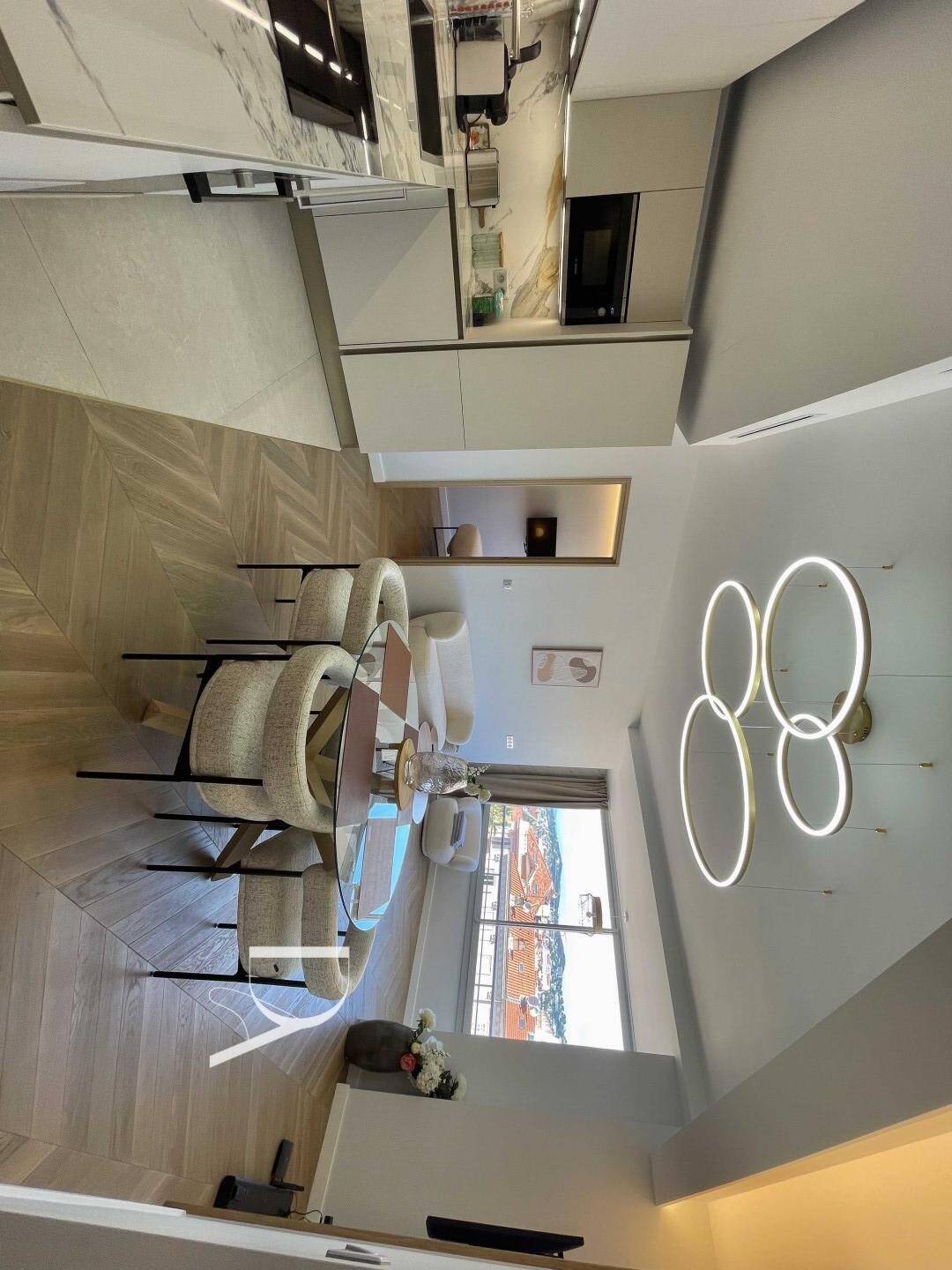 Maison à louer, 80m², CANNES