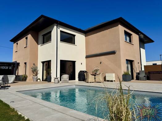 Maison à vendre 999 000 € 9 pièces 6 chambres 270 m² 1 100 m² de terrain Isneauville 76230