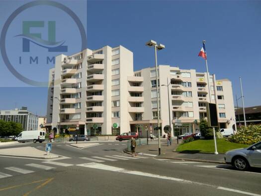 Garage/Stationnement à vendre 15 000 € 13 m² Mairie Poissy 78300