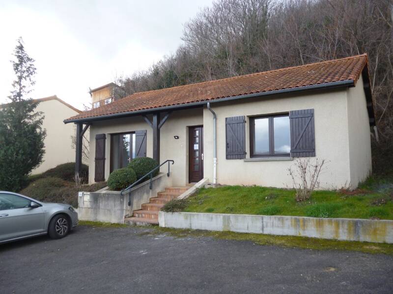 Maison à louer, 75m², COUDES