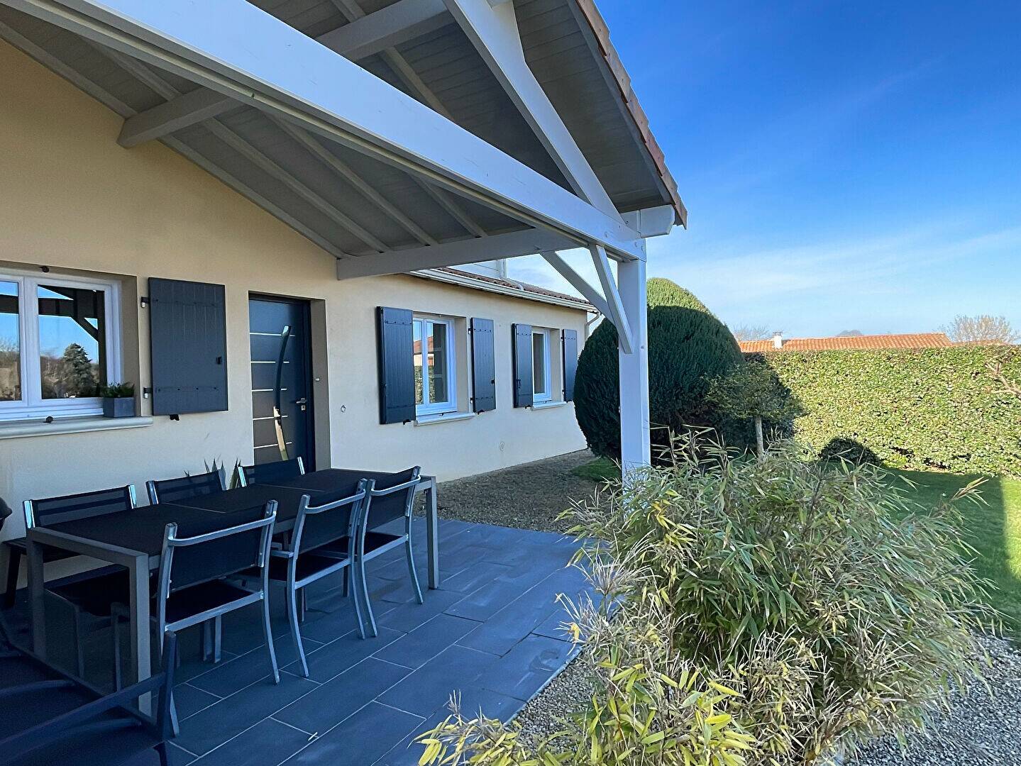 Maison à vendre, 168m², ROCHES PREMARIE ANDILLE