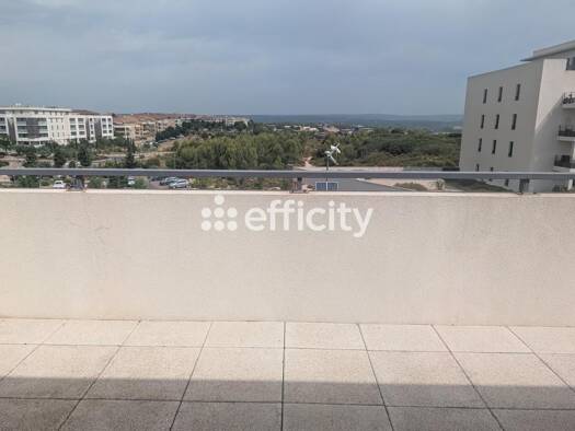 Appartement à vendre 315 000 € 3 pièces 2 chambres 65 m² Étage 3/3 La Duranne Aix-en-Provence 13290